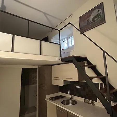 Parioli Independent Konukevi Roma